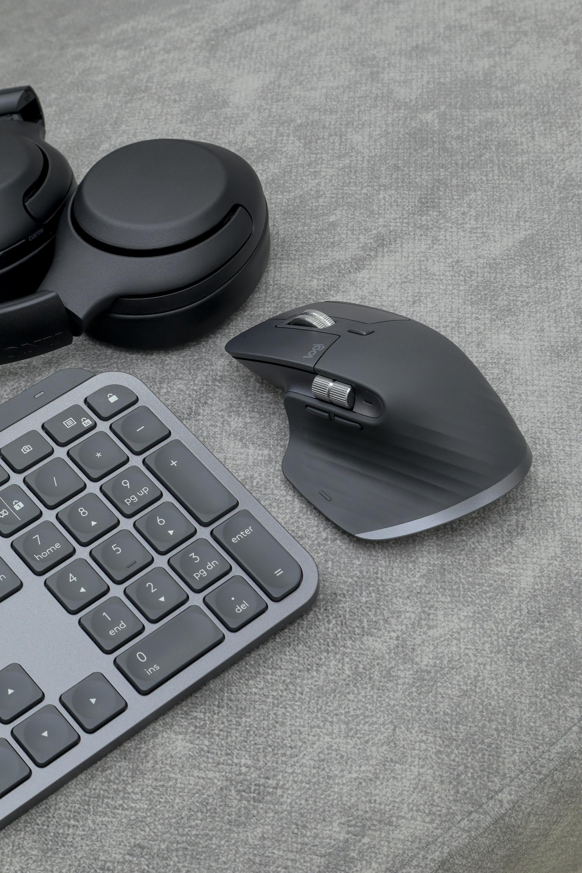 SwiftGlide Precision Mouse